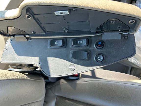 2024 John Deere 8R 280 Tractor