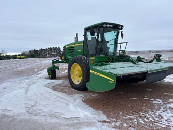 2013 John Deere R450 Windrower