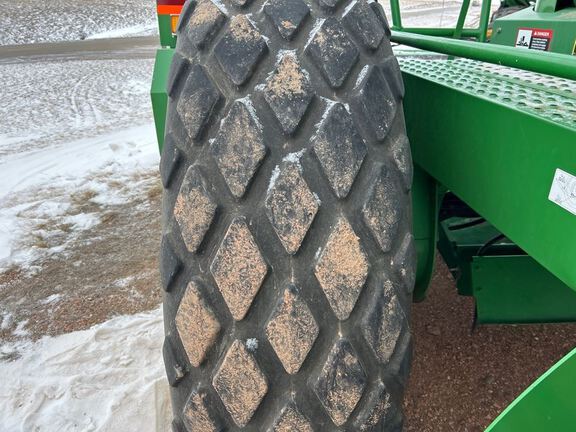 2013 John Deere R450 Windrower