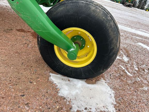 2013 John Deere R450 Windrower