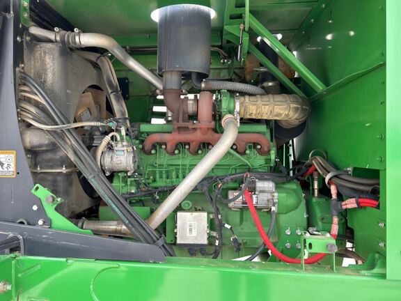 2013 John Deere R450 Windrower
