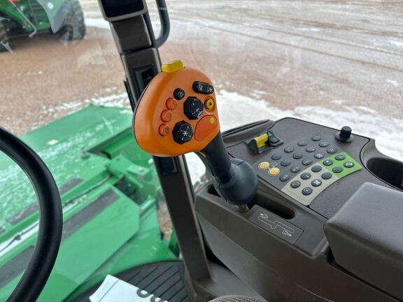 2013 John Deere R450 Windrower