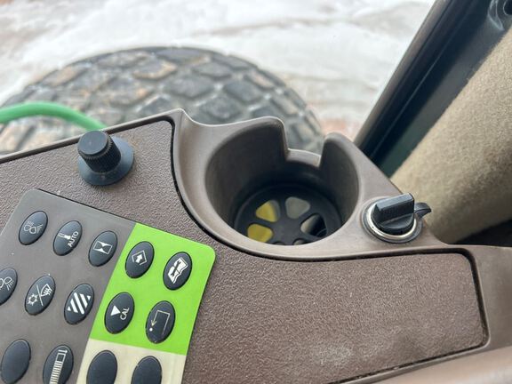 2013 John Deere R450 Windrower