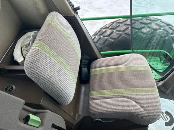 2013 John Deere R450 Windrower