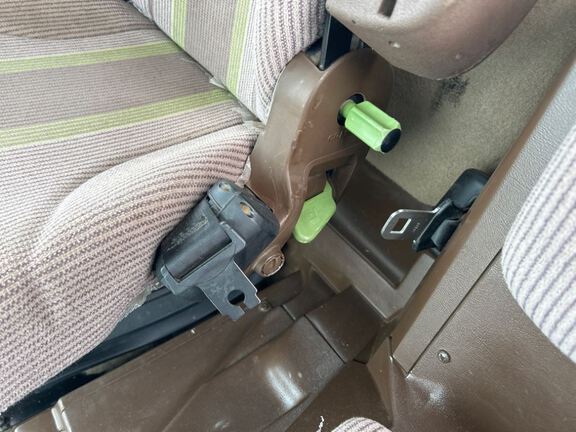 2013 John Deere R450 Windrower