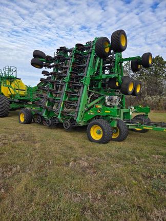 2024 John Deere N560F-C850 Air Seeder