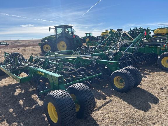 2024 John Deere N560F-C850 Air Seeder