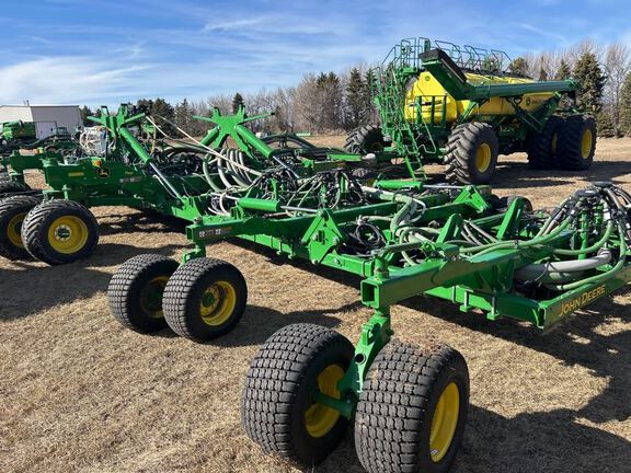 2024 John Deere N560F-C850 Air Seeder