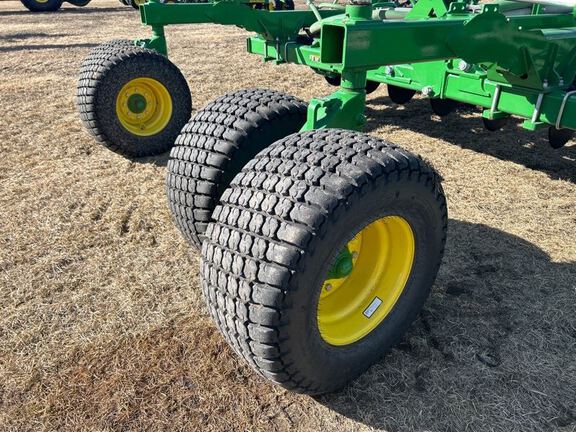 2024 John Deere N560F-C850 Air Seeder
