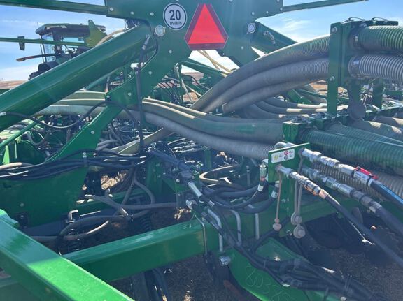 2024 John Deere N560F-C850 Air Seeder