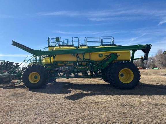 2024 John Deere N560F-C850 Air Seeder