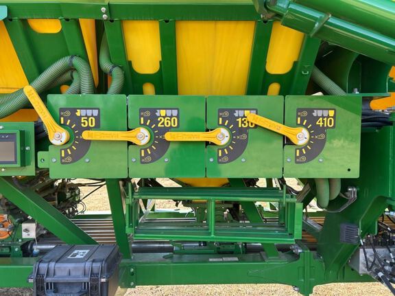2024 John Deere N560F-C850 Air Seeder
