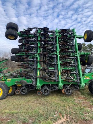 2025 John Deere N560F-C850T Air Seeder