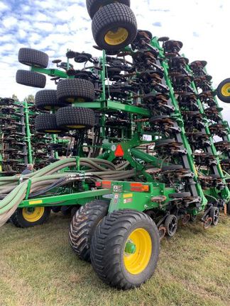 2025 John Deere N560F-C850T Air Seeder