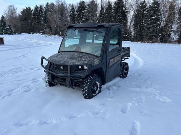 2022 John Deere XUV835M ATV
