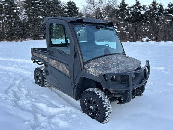 2022 John Deere XUV835M ATV