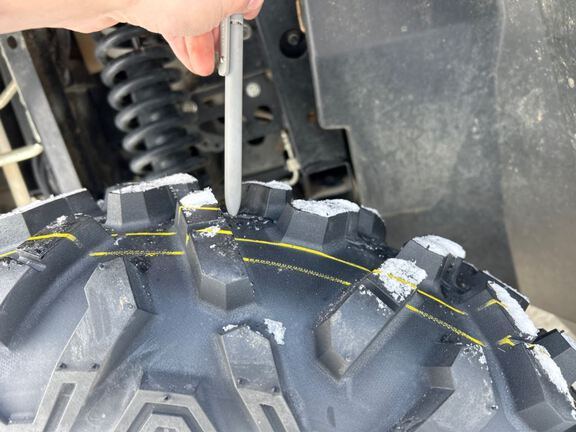 2022 John Deere XUV835M ATV