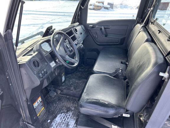 2022 John Deere XUV835M ATV