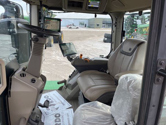 2024 John Deere 9RX 640 Tractor Rubber Track