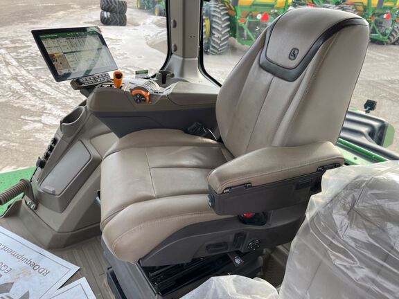 2024 John Deere 9RX 640 Tractor Rubber Track