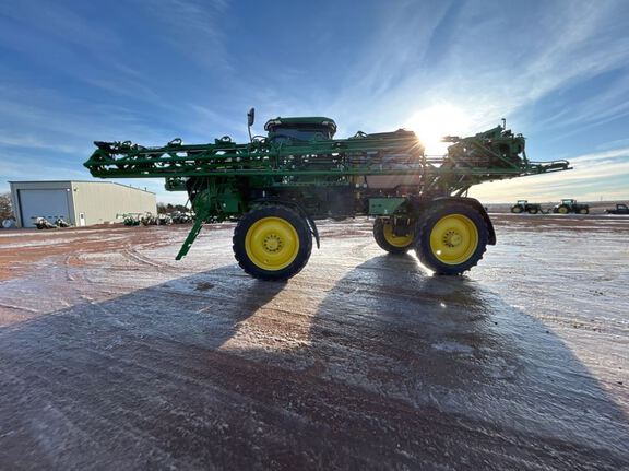2024 John Deere 412R Sprayer/High Clearance