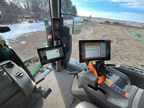 2024 John Deere 412R Sprayer/High Clearance