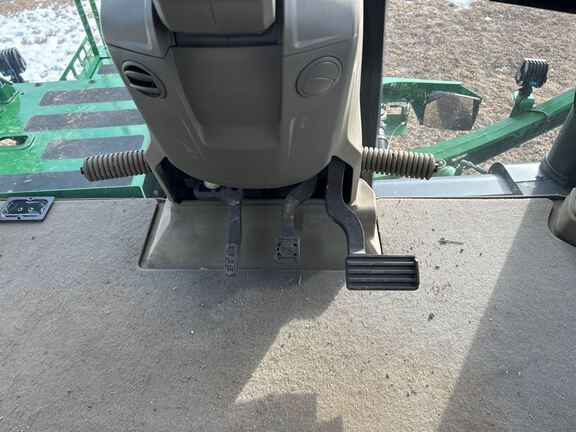 2024 John Deere 412R Sprayer/High Clearance