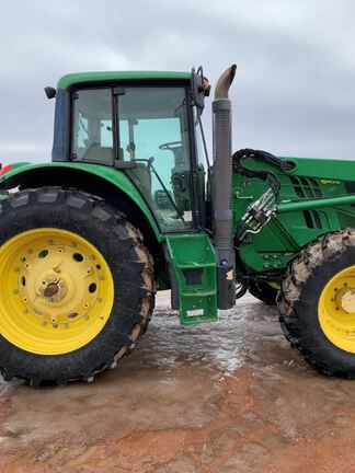 2014 John Deere 6140M Tractor