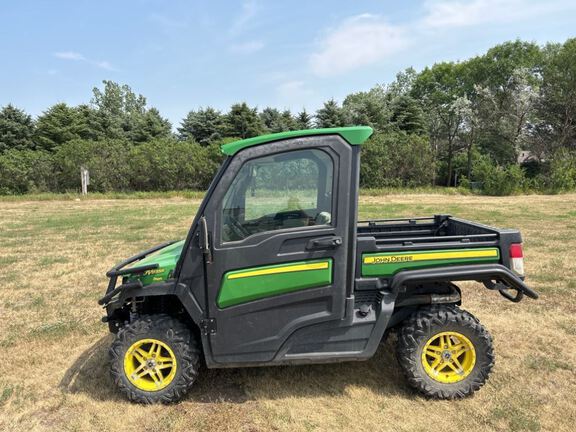 2020 John Deere 835R ATV
