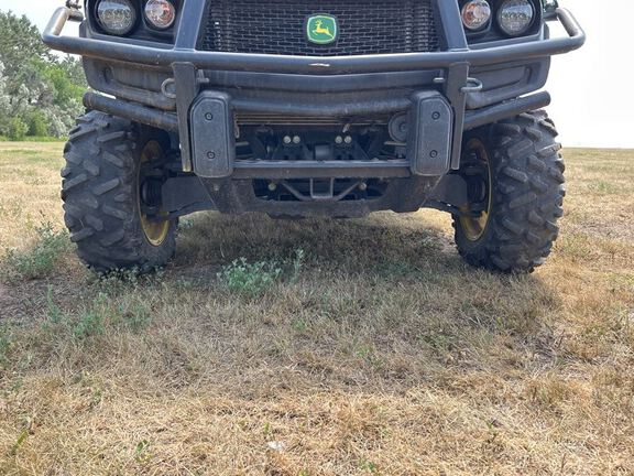 2020 John Deere 835R ATV