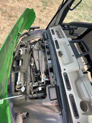 2020 John Deere 835R ATV