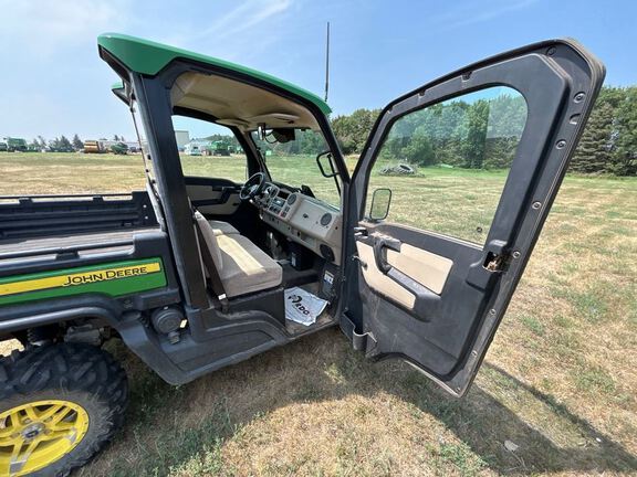 2020 John Deere 835R ATV