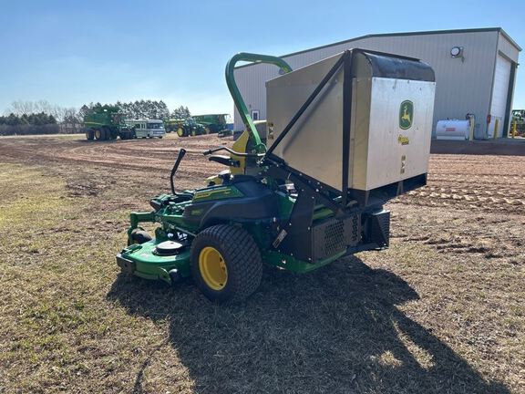 2023 John Deere Z970R Mower/Zero Turn