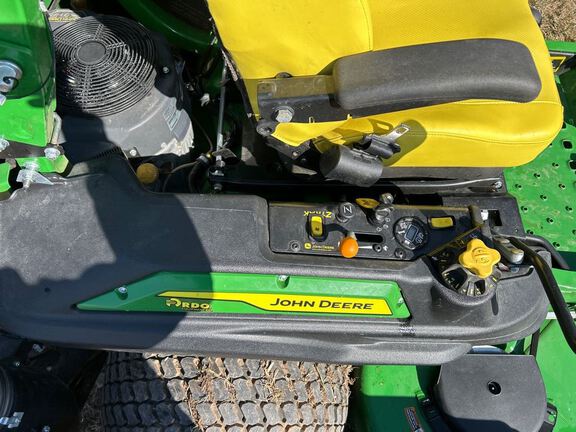 2023 John Deere Z970R Mower/Zero Turn