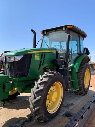 2018 John Deere 5115M Tractor
