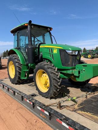 2018 John Deere 5115M Tractor