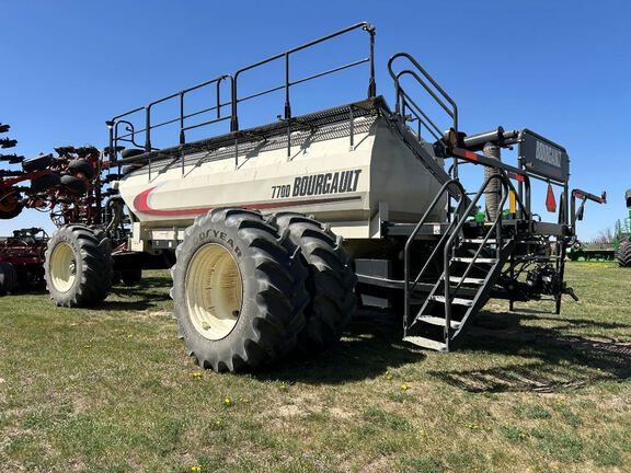 2015 Bourgault 3720-60 Air Seeder