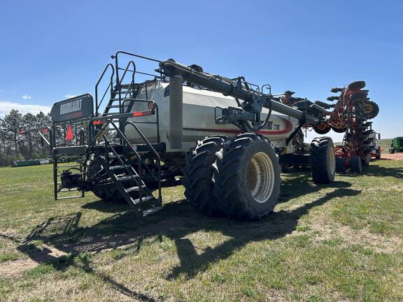 2015 Bourgault 3720-60 Air Seeder