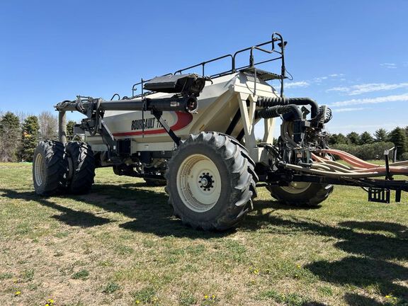 2015 Bourgault 3720-60 Air Seeder