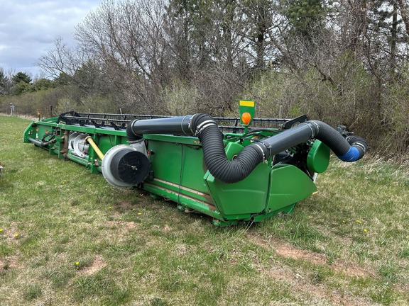 2011 John Deere 635F Header Combine