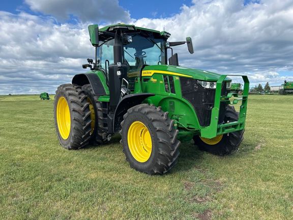 2023 John Deere 7R 210 Tractor