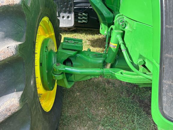 2023 John Deere 7R 210 Tractor
