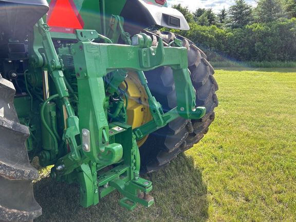 2023 John Deere 7R 210 Tractor