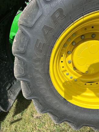 2023 John Deere 7R 210 Tractor