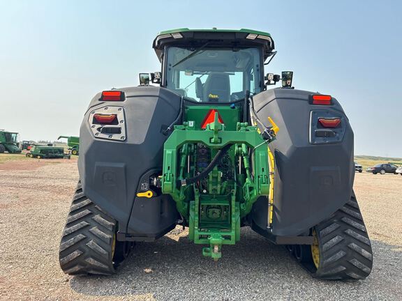2025 John Deere 8RX 410 Tractor Rubber Track