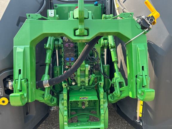 2025 John Deere 8RX 410 Tractor Rubber Track