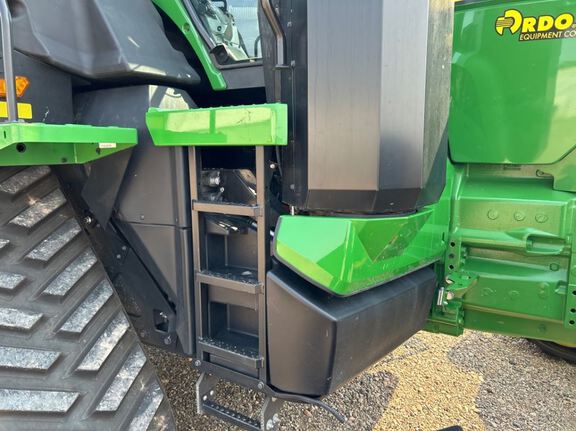 2025 John Deere 8RX 410 Tractor Rubber Track