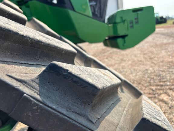 2025 John Deere 8RX 410 Tractor Rubber Track