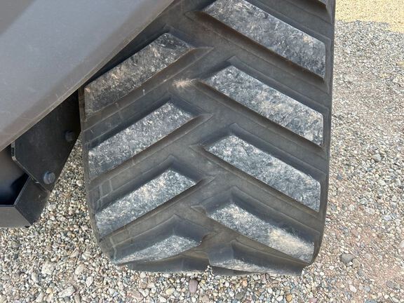 2025 John Deere 8RX 410 Tractor Rubber Track