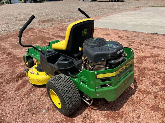 2018 John Deere Z335E Mower/Zero Turn